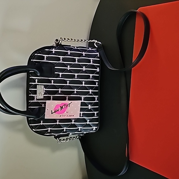 Betsey Johnson Handbags - Betsy Johnson handbag